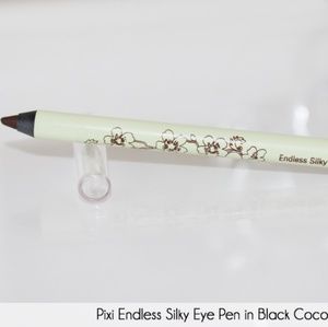 Pixi endless silky eye pen
